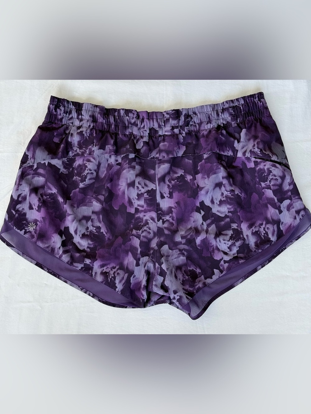 Athleta Mesh Racer Run shorts - Picture 2 of 5